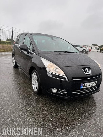 Peugeot 5008 3 of 25