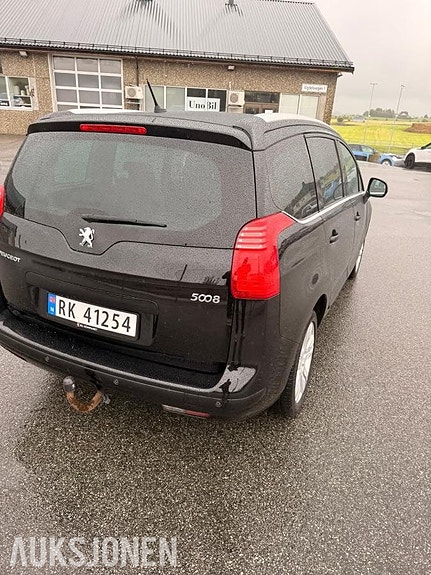 Peugeot 5008 6 of 25