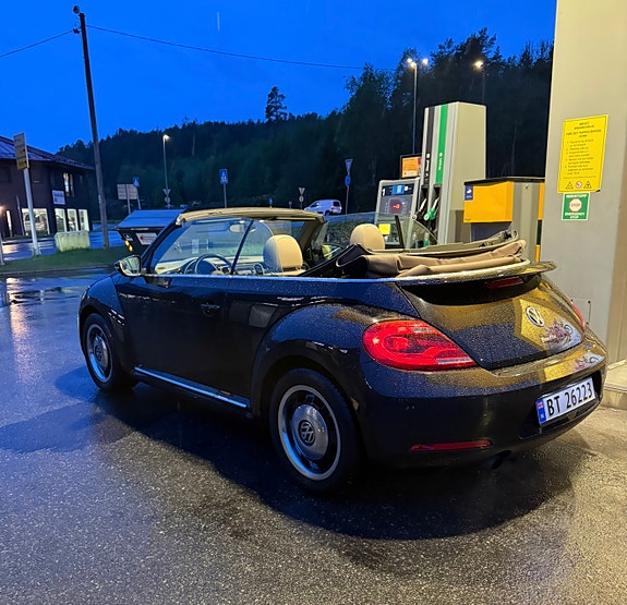Volkswagen Beetle 4 of 9