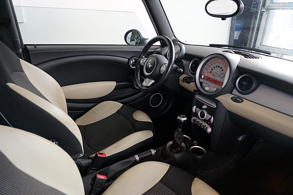 MINI Cooper 5 of 11