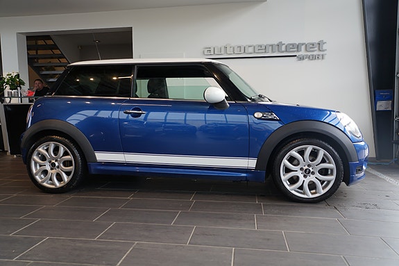 MINI Cooper 2 of 11