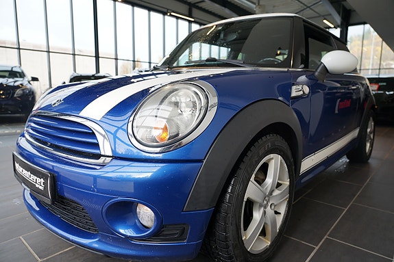 MINI Cooper 4 of 11