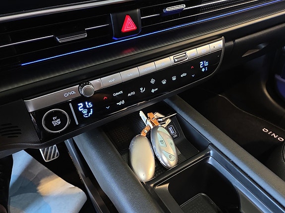 Hyundai Ioniq 6 11 of 14