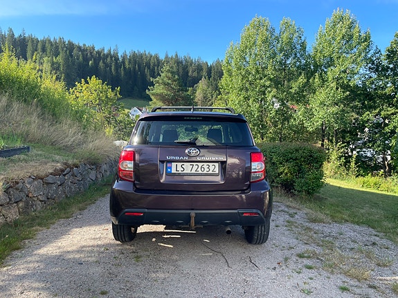 Toyota Urban Cruiser 2 of 11