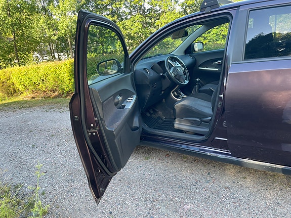 Toyota Urban Cruiser 6 of 11