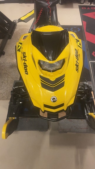 Ski-doo Mxz 2 of 9