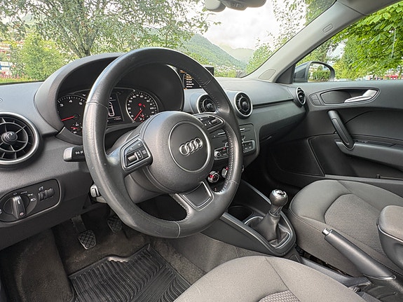 Audi A1 10 of 17