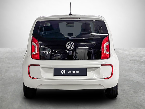 Volkswagen UP! 4 of 25