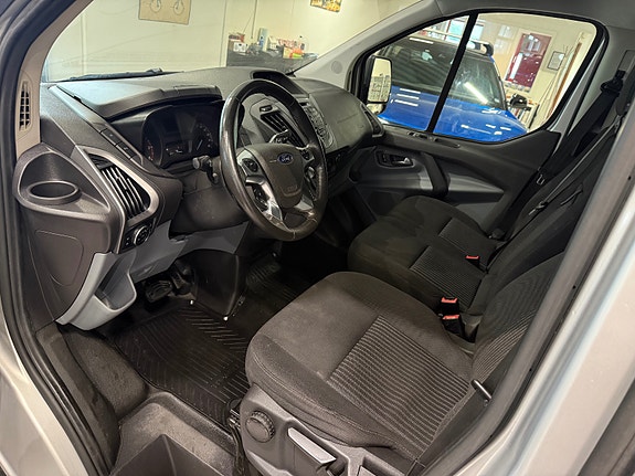 Ford Transit 7 of 20