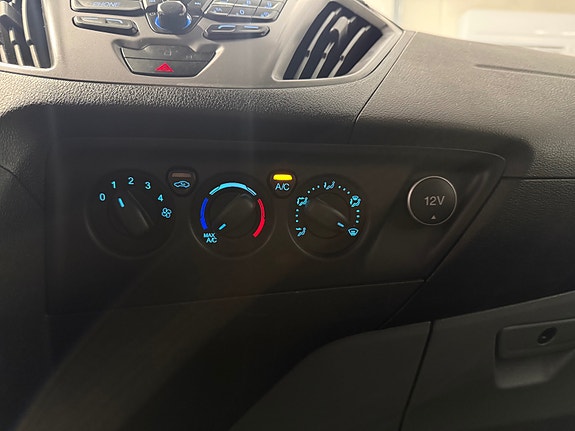 Ford Transit 13 of 20