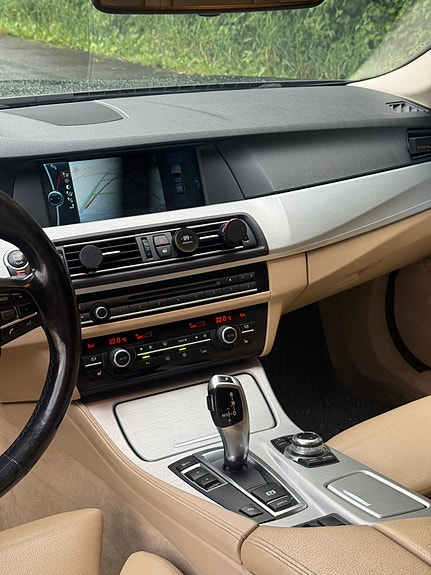 BMW 520d 11 of 18