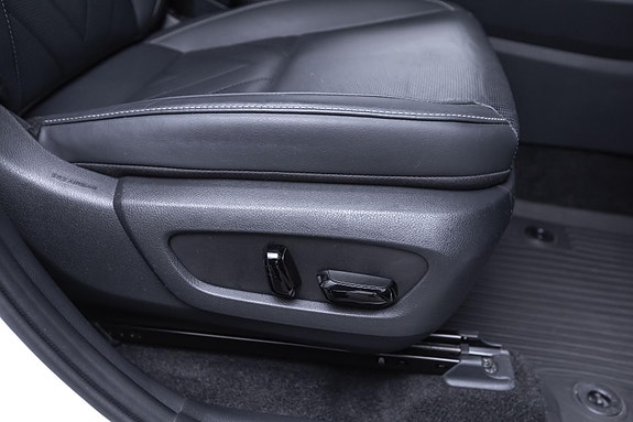 Lexus NX450h 29 of 30