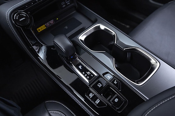 Lexus NX450h 19 of 30