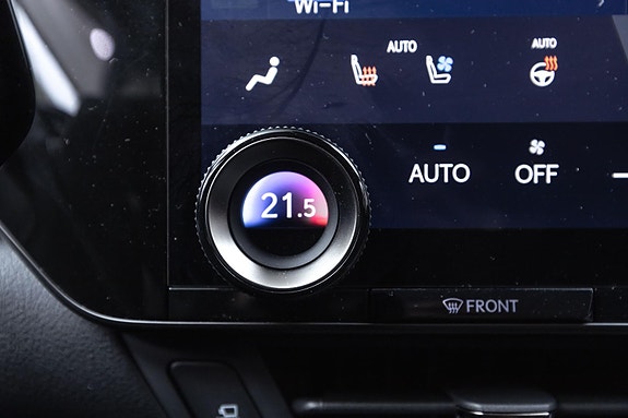 Lexus NX450h 18 of 30