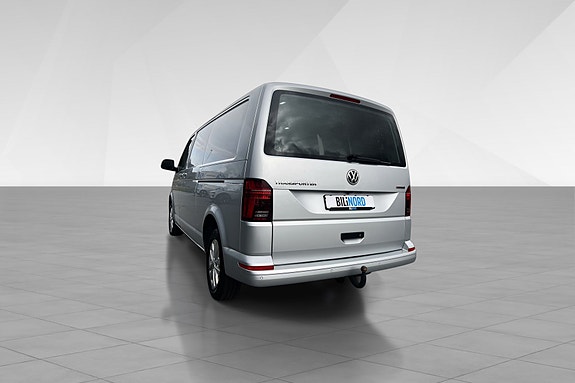 Volkswagen Transporter 8 of 20