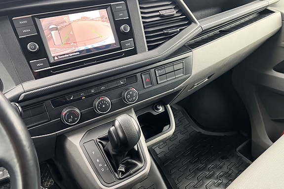 Volkswagen Transporter 12 of 20