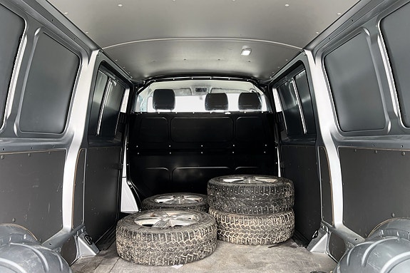 Volkswagen Transporter 19 of 20