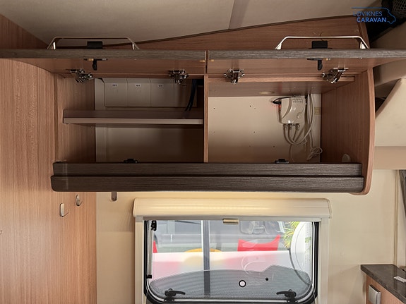 Knaus Sky Wave 700 - Queenbed - AC i bodel! 23 of 30