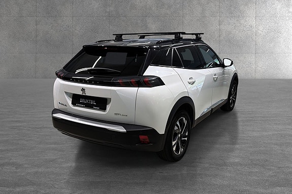 Peugeot e-2008 5 of 18