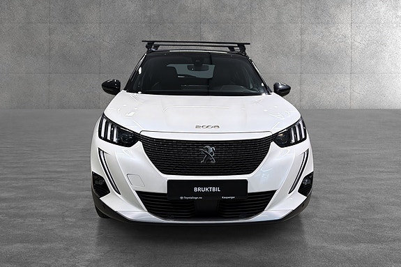 Peugeot e-2008 8 of 18