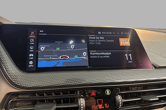 BMW 118i 12 of 19