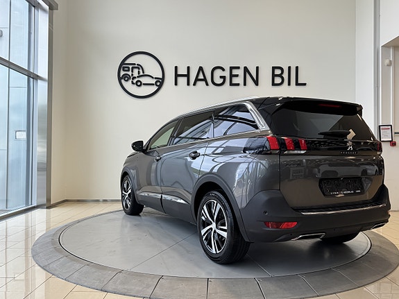 Peugeot 5008 5 of 28