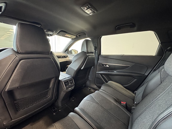 Peugeot 5008 13 of 28