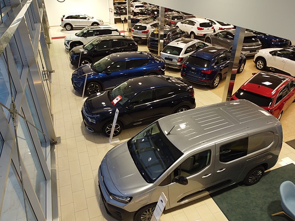 Peugeot 5008 27 of 28