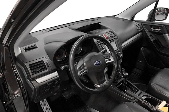 Subaru Forester 9 of 14