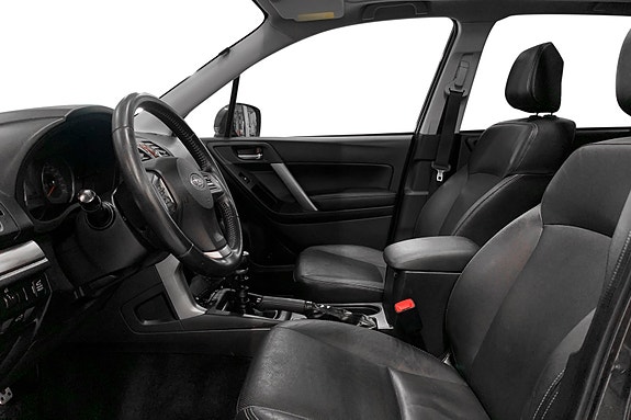 Subaru Forester 3 of 14