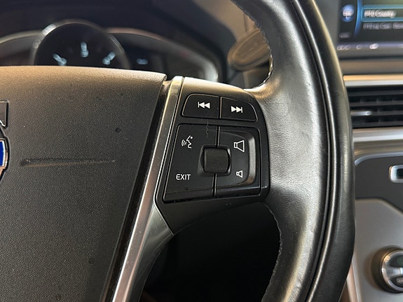Volvo V70 23 of 30