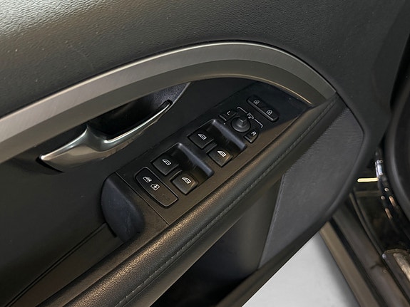 Volvo V70 25 of 30
