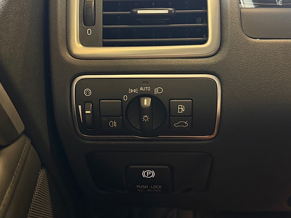 Volvo V70 26 of 30
