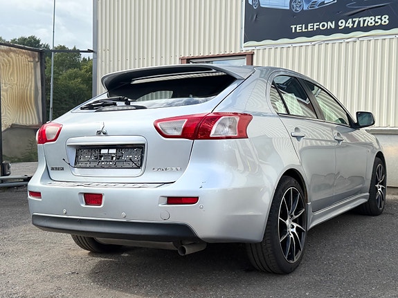 Mitsubishi Lancer 6 of 25