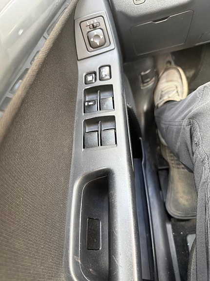 Mitsubishi Lancer 12 of 25