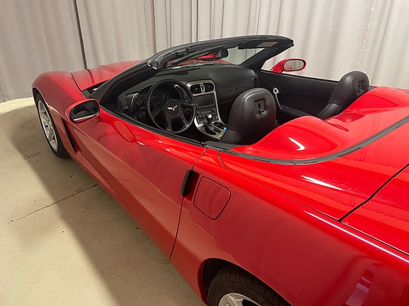 Chevrolet Corvette 6 of 30
