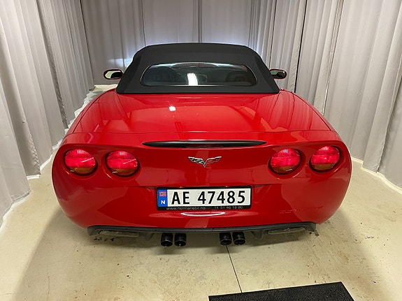 Chevrolet Corvette 26 of 30