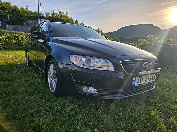 Volvo V70 11 of 18