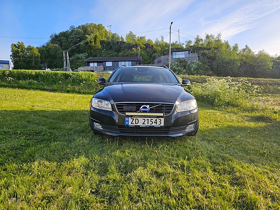 Volvo V70 5 of 18