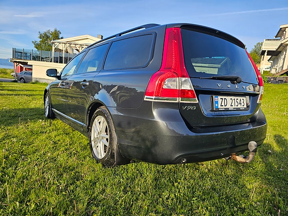 Volvo V70 13 of 18