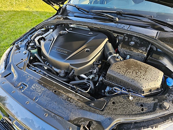 Volvo V70 12 of 18