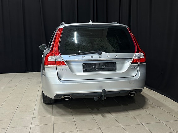 Volvo V70 6 of 28