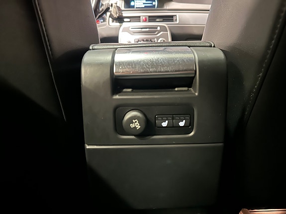 Volvo V70 18 of 28