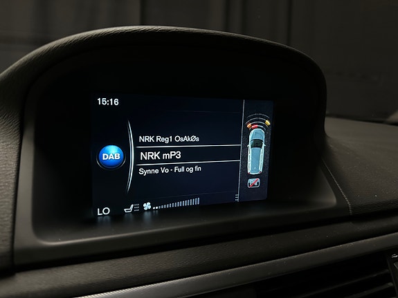 Volvo V70 23 of 28