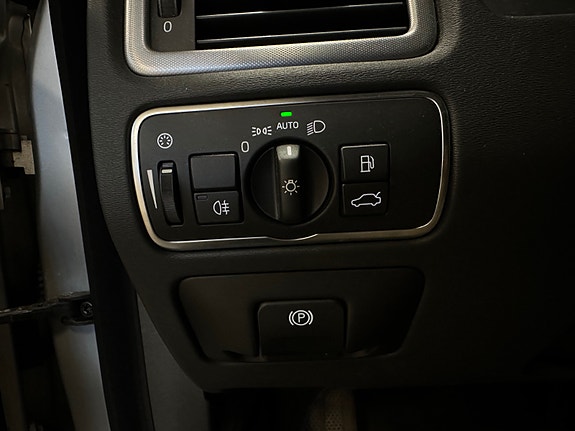 Volvo V70 21 of 28
