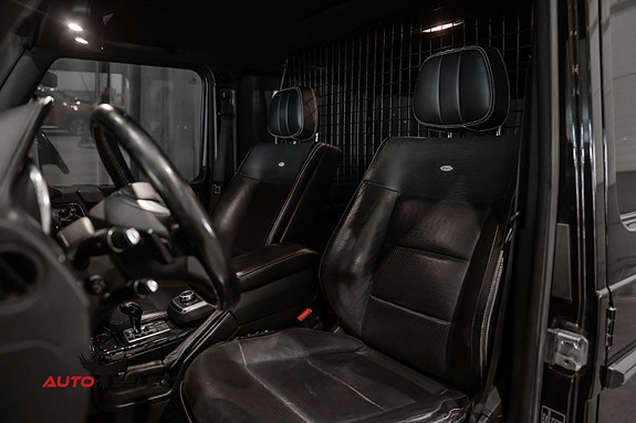 Mercedes-Benz G350 d 28 of 30