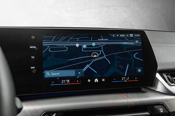 BMW iX2 14 of 23