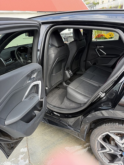 BMW iX2 9 of 23