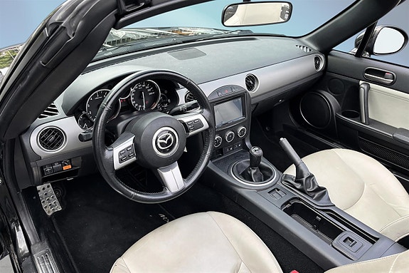 Mazda MX-5 13 of 20
