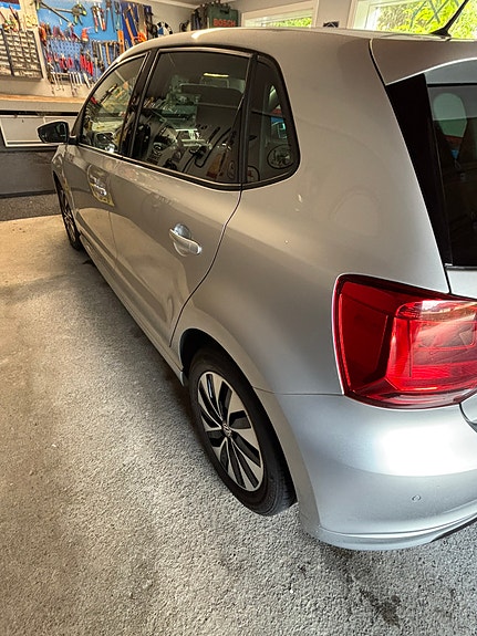Volkswagen Polo 12 of 30